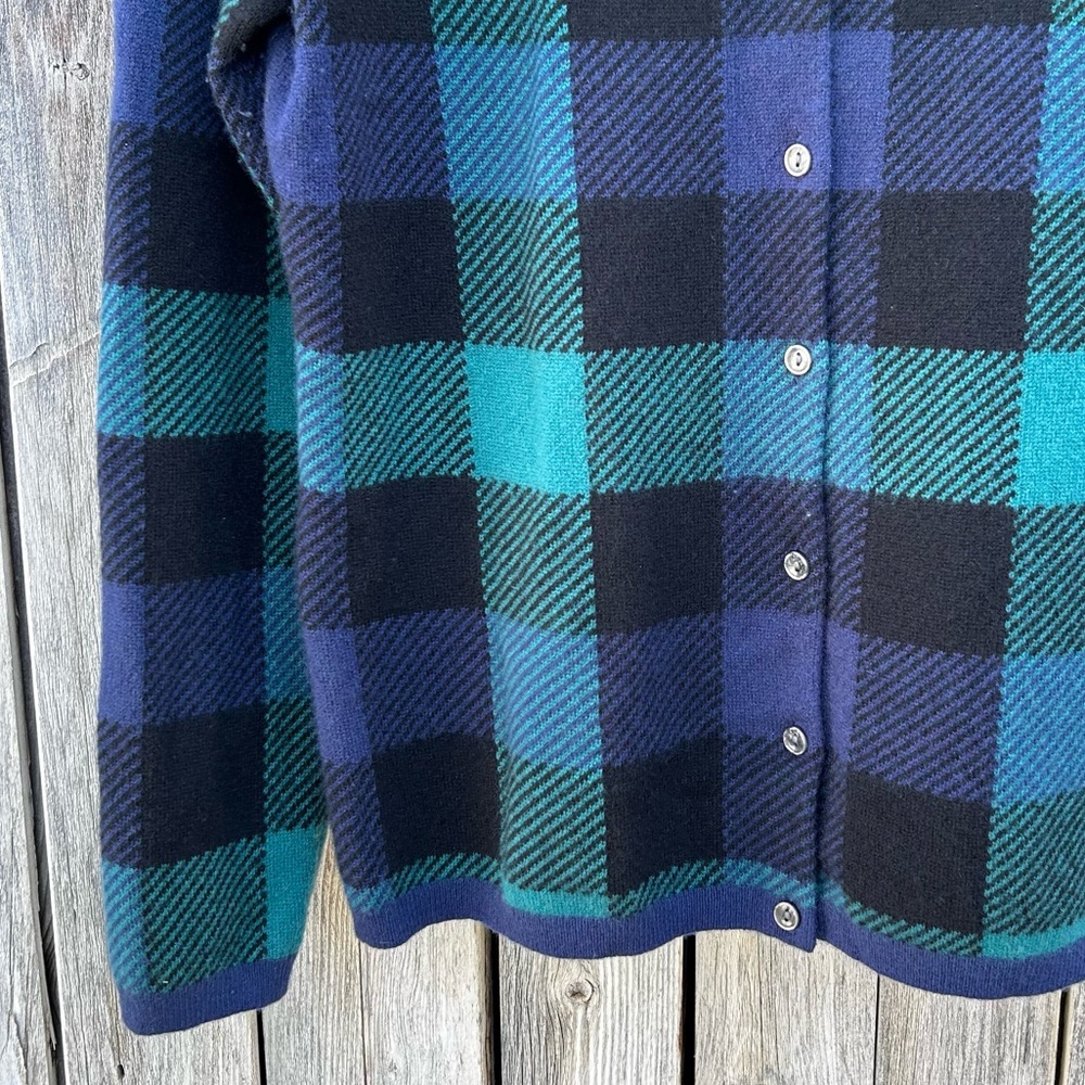 Lands’ End Plaid Cashmere Crewneck Cardigan Blue Green Black M - Picture 5 of 14